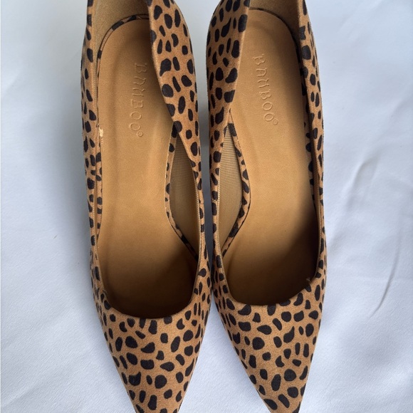 BAMBOO Shoes - BAMBOO Brown and Black Heels with Leopard Print